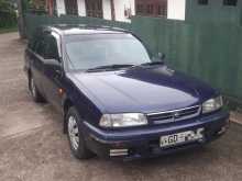 Nissan Avenir 2000 Car