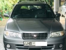 Nissan Avenir Salut X 2000 Car