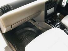 https://riyasewana.com/uploads/nissan-b-14-151354226944.jpg