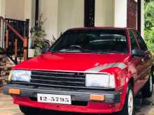 Nissan B11 5fwd 1982 Car