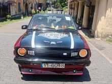 Nissan B211 0 1975 Car
