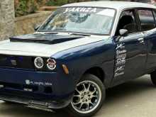 Nissan B211 0 Car