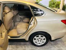 https://riyasewana.com/uploads/nissan-blubird-12802026354.jpg