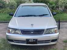 Nissan Bluebird SU14 2000 Car