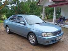 Nissan Bluebird 2000 Car