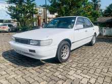 Nissan Bluebird 1989 Car