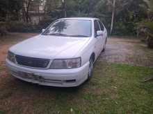 Nissan BLUE BIRD SU14 1998 Car