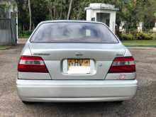 Nissan Bluebird 1996 Car