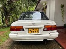 Nissan Bluebird 1993 Car