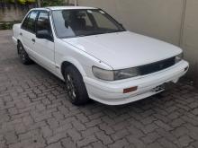 Nissan Bluebird 1992 Car