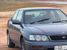 Nissan Bluebird 1997 Car
