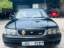 Nissan Bluebird 2000 Car