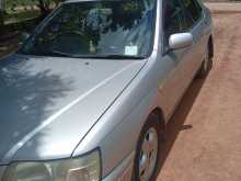 Nissan Bluebird 2000 Car