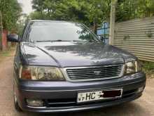 Nissan Bluebird 2000 Car