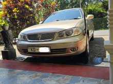 Nissan Bluebird 2005 Car