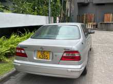 Nissan Bluebird SU14 2000 Car