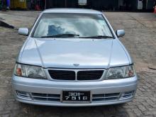 Nissan Bluebird 1994 Car