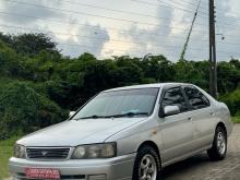 Nissan Bluebird 1996 Car