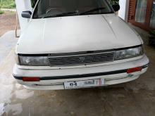 Nissan Bluebird 1990 Car