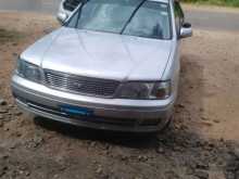 Nissan Bluebird 2000 Car