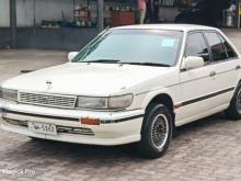 Nissan Bluebird 1993 Car