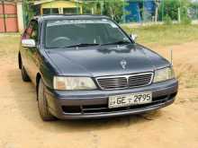 Nissan Bluebird SU14 2000 Car