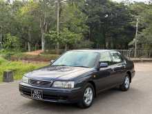 Nissan Bluebird SU14 2000 Car