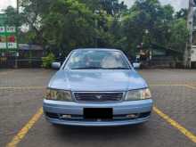 Nissan Bluebird SU14 2000 Car