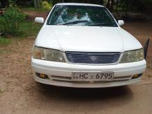 Nissan Bluebird SU14 1998 Car