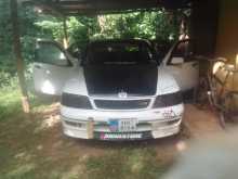 Nissan BLUEBIRD 1996 Car