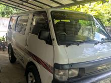 Nissan Bongo 1998 Van