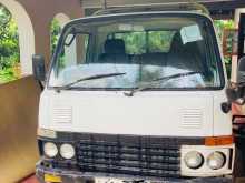 Nissan Cabstar 1986 Lorry