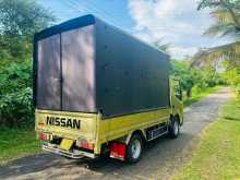 https://riyasewana.com/uploads/nissan-cabstar-19925104933.jpg