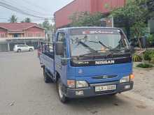 Nissan CABSTAR 2000 Lorry