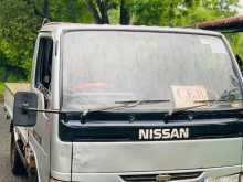 Nissan Cabstar 2000 Lorry