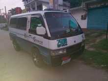 Nissan Cara 1994 Van