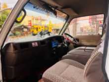 https://riyasewana.com/uploads/nissan-caraan-superlong-1999-420165712114.jpg