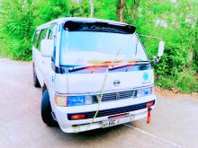 Nissan Caravan 2000 Van