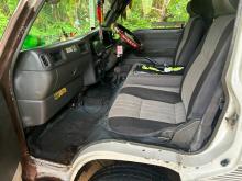 Nissan Caravan 1995 Van