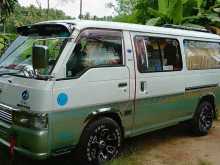 Nissan Caravan 1999 Van