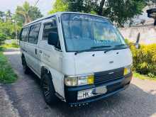 Nissan Caravan 2003 Van