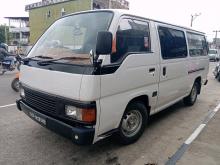 Nissan Caravan 1992 Van