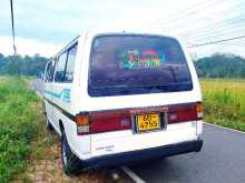 Nissan Caravan 1987 Van