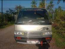 Nissan Caravan 1995 Van
