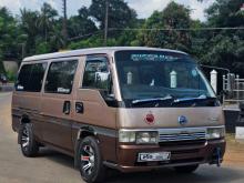 Nissan Caravan 1994 Van