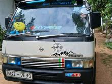 Nissan Caravan 1996 Van