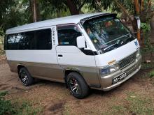 Nissan Caravan 1991 Van