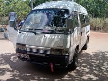 Nissan Caravan 1998 Van