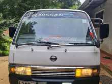 Nissan Caravan 1995 Van