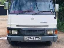 Nissan Caravan 1980 Van